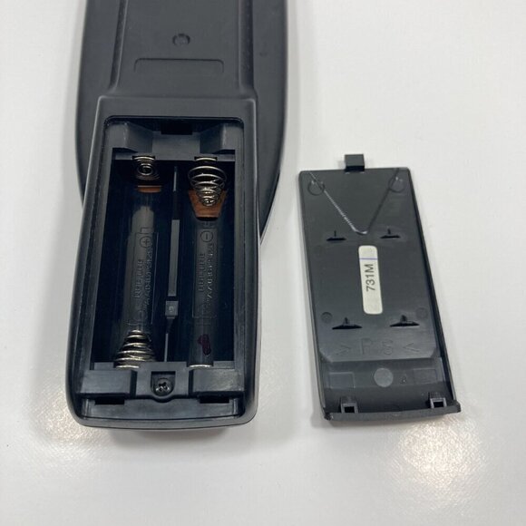 Genuine Yamaha RAX5 VY75570 HiFi System Remote Control Transmitter - TESTED - Picture 4 of 6